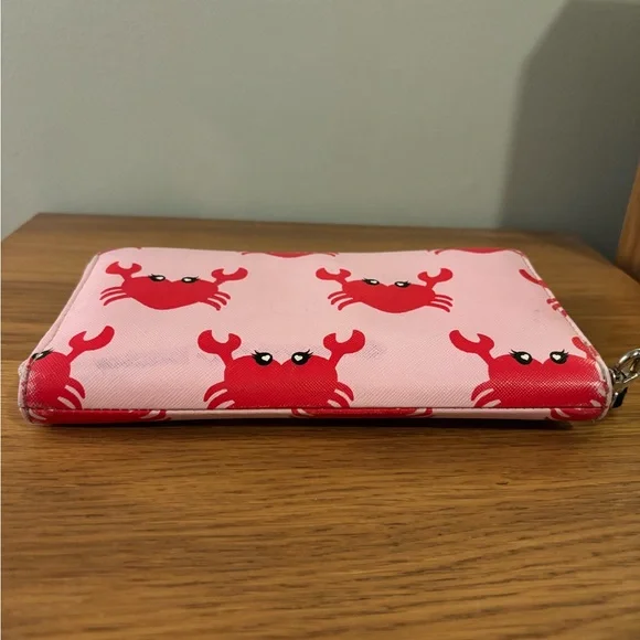 Betsey Johnson crab-themed wallet and wristlet pre loved slight wear - Picture 10 of 13